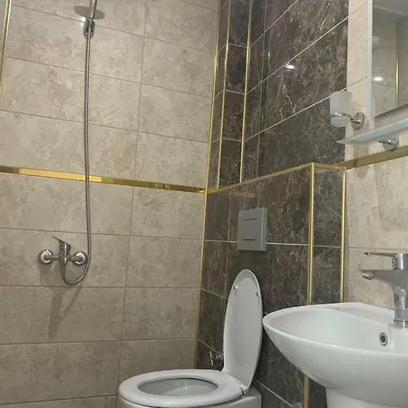 Otel Ustun Apart *